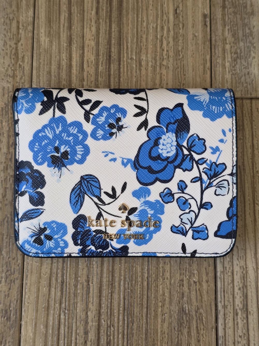 kate spade New York Blue Floral Wallet